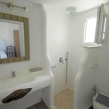 Alexandros Mykonos