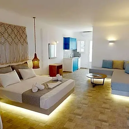 Alexandros Mykonos
