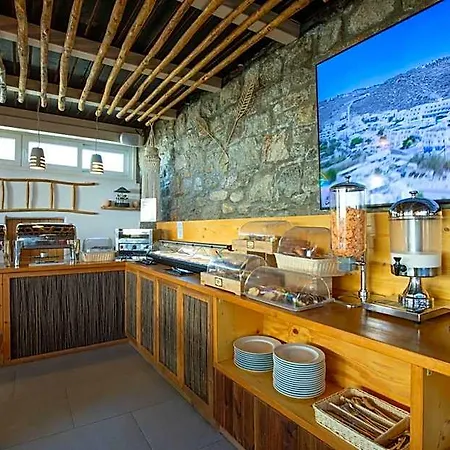 Alexandros Mykonos